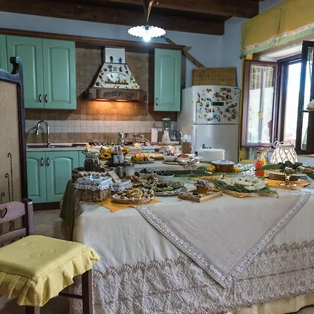 Il Brillocco Nocleg ze śniadaniem 4*